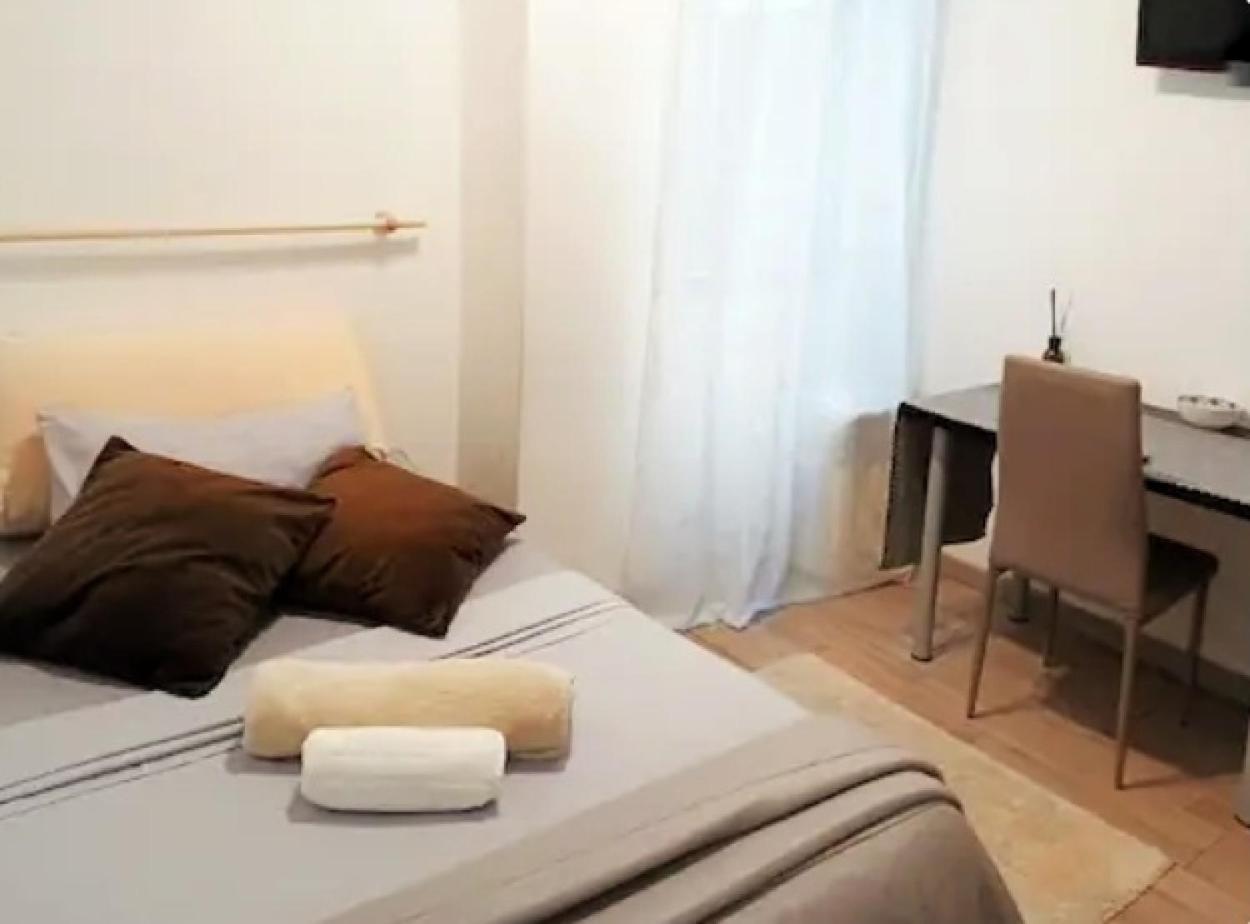 "Vacanze Romane" Stazione Tiburtina, Appartamento Tre Camere Da Letto 5 Posti Letto Exterior photo